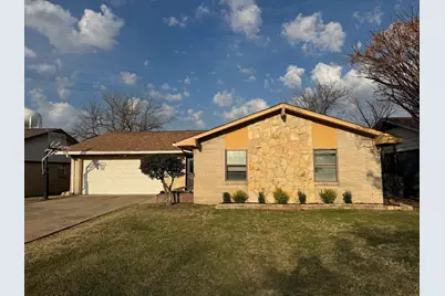 2832 Laramie Street, Irving, TX 75062 - Photo 1