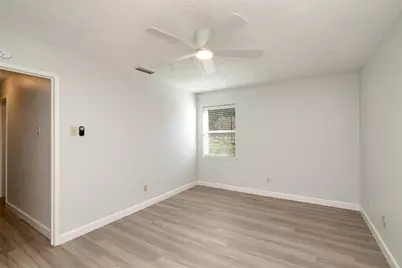 731 Brentwood Lane, Richardson, TX 75080 - Photo 11