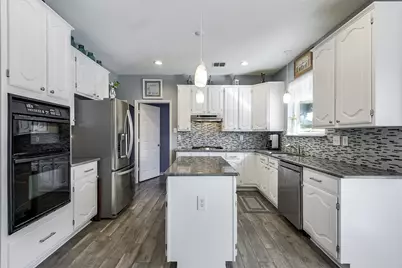 3218 Essex Drive, Mansfield, TX 76063 - Photo 15