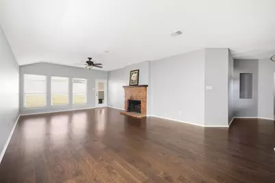 1009 Chesterfield Drive, Murphy, TX 75094 - Photo 3