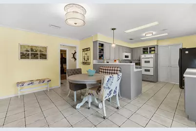 1302 W Sabine Street, Carthage, TX 75633 - Photo 9