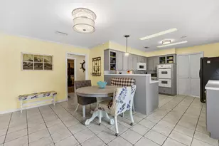 1302 W Sabine St, Carthage, TX 75633 - Photo 9