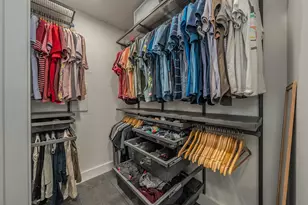 9018 Woodhurst Dr, Dallas, TX 75243 - Photo 27