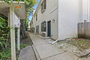 2806 Knight St, Dallas, TX 75219 - Photo 15