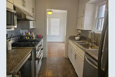 7010 Vivian Avenue, Dallas, TX 75223 - Photo 9