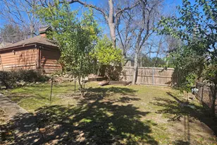 7010 Vivian Ave, Dallas, TX 75223 - Photo 29