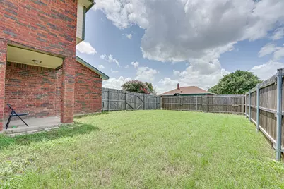 470 Chestnut Lane, DeSoto, TX 75115 - Photo 17