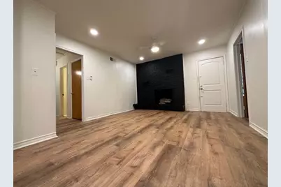 1303 Michigan Avenue, Dallas, TX 75216 - Photo 11