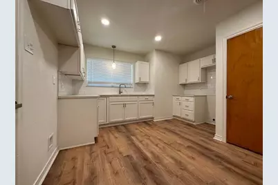 1303 Michigan Avenue, Dallas, TX 75216 - Photo 3