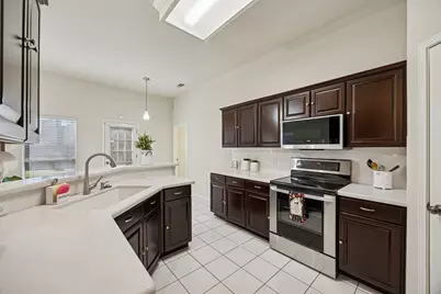 1561 Bastrop Drive, Carrollton, TX 75010 - Photo 13