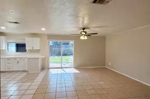 6936 Fallbrook Ct, Fort Worth, TX 76120 - Photo 7