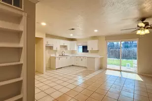 6936 Fallbrook Ct, Fort Worth, TX 76120 - Photo 9