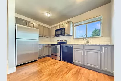 740 Edgemont Avenue #204, Dallas, TX 75216 - Photo 1