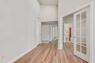 2410 Brookdale Dr, Arlington, TX 76014 - Photo 3