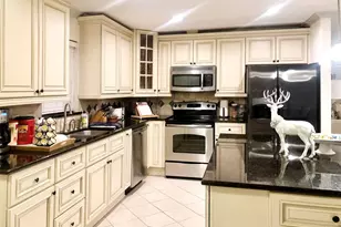 10807 Marsh Ln, Dallas, TX 75229 - Photo 15