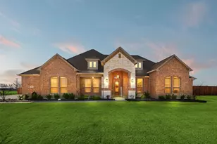 121 Muscogee Dr, Waxahachie, TX 75165 - Photo 1