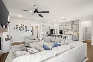 121 Muscogee Dr, Waxahachie, TX 75165 - Photo 7