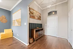 1601 Summercrest Dr, Cleburne, TX 76033 - Photo 9