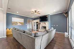 1601 Summercrest Dr, Cleburne, TX 76033 - Photo 7