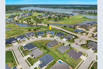 2012 Spieth Street, Granbury, TX 76048 - Photo 37