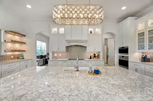 2012 Spieth St, Granbury, TX 76048 - Photo 13