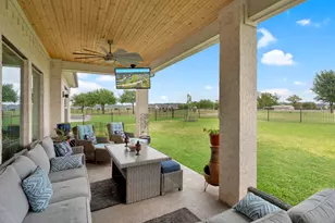 2012 Spieth St, Granbury, TX 76048 - Photo 31