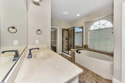 2939 Pino, Grand Prairie, TX 75054 - Photo 17