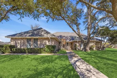 11617 Pine Creek Court, Aledo, TX 76008 - Photo 3