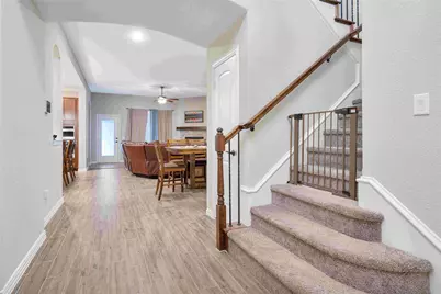 9401 Trailway Dr, Little Elm, TX 75068 - Photo 3