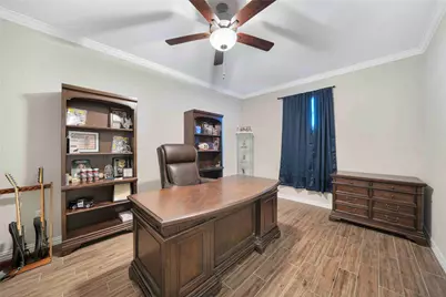 9401 Trailway Dr, Little Elm, TX 75068 - Photo 17