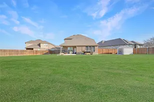9401 Trailway Dr, Little Elm, TX 75068 - Photo 31