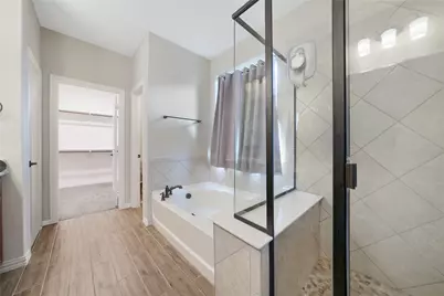 9401 Trailway Dr, Little Elm, TX 75068 - Photo 15