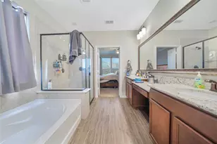 9401 Trailway Dr, Little Elm, TX 75068 - Photo 15