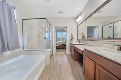 9401 Trailway Dr, Little Elm, TX 75068 - Photo 17
