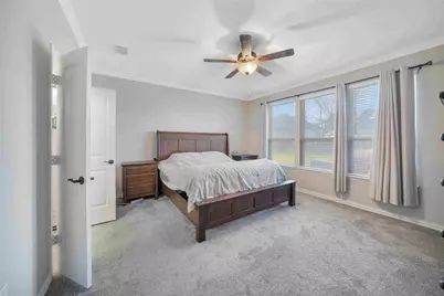 9401 Trailway Dr, Little Elm, TX 75068 - Photo 11