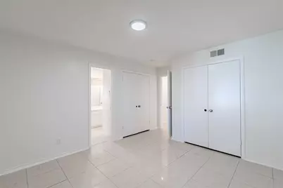 3325 Shady Hollow Lane, Dallas, TX 75233 - Photo 37