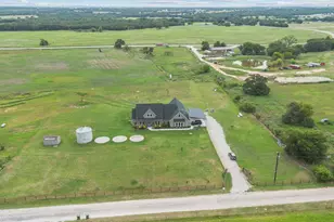 109 Co Rd 2696, Alvord, TX 76225 - Photo 37