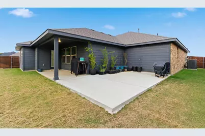 437 Falcon Way, Azle, TX 76020 - Photo 33