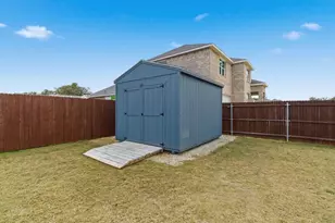 437 Falcon Wy, Azle, TX 76020 - Photo 35