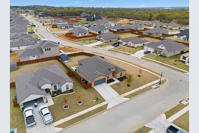 437 Falcon Way, Azle, TX 76020 - Photo 39
