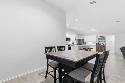 437 Falcon Way, Azle, TX 76020 - Photo 15