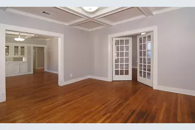 2121 Fairmount Avenue, Fort Worth, TX 76110 - Photo 13