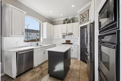 77 Mill Pond Drive, Frisco, TX 75034 - Photo 9