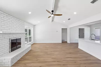 2211 Sierra Drive, Grapevine, TX 76051 - Photo 7