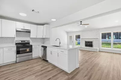 2211 Sierra Drive, Grapevine, TX 76051 - Photo 5