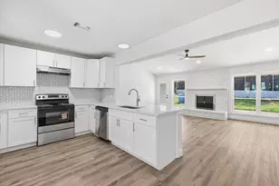 2211 Sierra Dr, Grapevine, TX 76051 - Photo 5