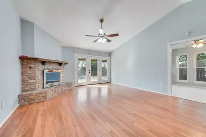 4154 Emerson Drive, Grand Prairie, TX 75052 - Photo 5