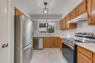 4154 Emerson Dr, Grand Prairie, TX 75052 - Photo 11