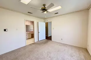 102 S Avenue Q, Clifton, TX 76634 - Photo 17