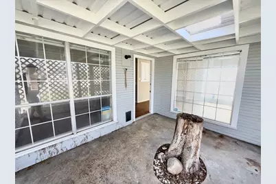 102 S Avenue Q, Clifton, TX 76634 - Photo 27